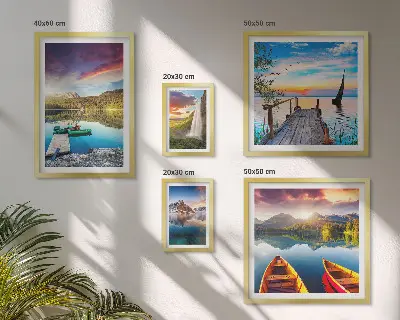 Lot de tableaux encadrés représentant des paysages de cascades et de lacs
