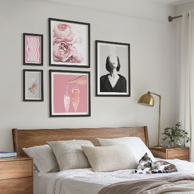 Ensemble de 5 tableaux Femme au vin frais fume