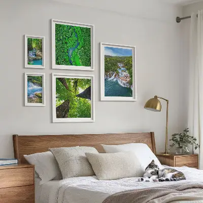 Ensemble de 5 tableaux cascades et paysages verdoyants