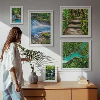 Lot de tableaux encadrés représentant des oasis de paix verdoyantes dans la forêt