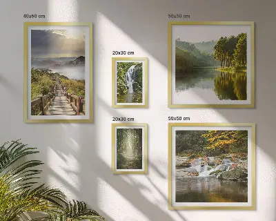 Tableau de décoration murale représentant des paysages naturels avec des cascades et des sentiers forestiers