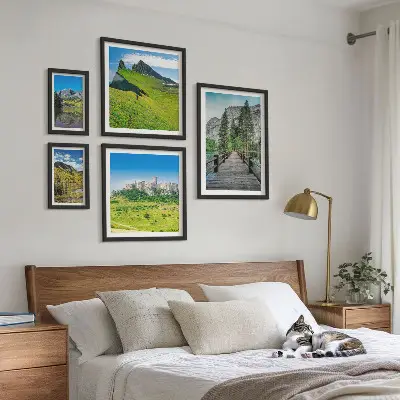 Lot de tableaux encadrés représentant des paysages de montagne avec des cascades