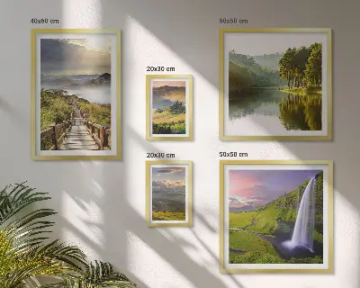 Lot de tableaux encadrés représentant des paysages de cascades et de montagnes