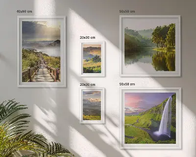 Lot de tableaux encadrés représentant des paysages de cascades et de montagnes