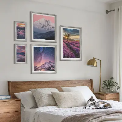 Lot de tableaux encadrés représentant des paysages naturels de montagnes de lavande