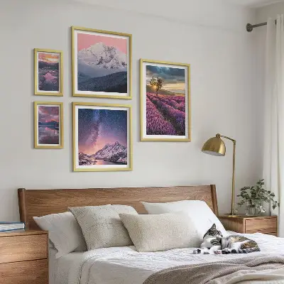 Lot de tableaux encadrés représentant des paysages naturels de montagnes de lavande