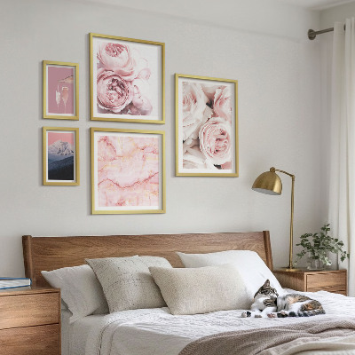 Tableau de décoration murale Des fleurs roses, un accent élégant