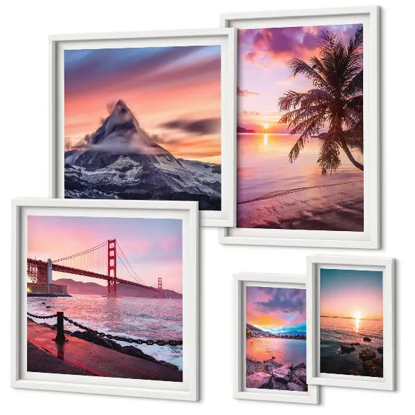 Lot de tableaux encadrés représentant des paysages marins avec des palmiers