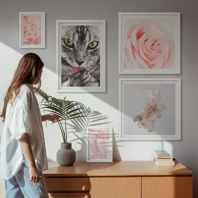 Lot de tableaux encadrés Chats roses aux teintes délicates