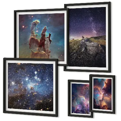 Lot de tableaux encadrés représentant des paysages cosmiques de galaxies