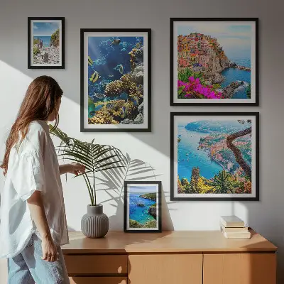 Lot de tableaux encadrés sur le thème des paysages marins, poissons et plages