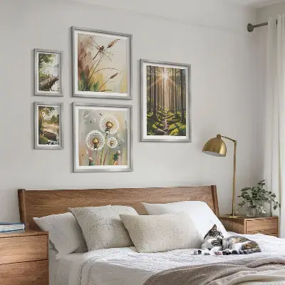 Ensemble de 5 tableaux représentant des paysages de forêt apaisants