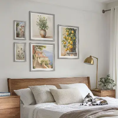 Lot de tableaux encadrés sur le thème des notes d'agrumes dans un style méditerranéen