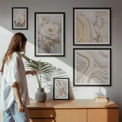 Ensemble de 5 tableaux motifs floraux abstraits apportant une touche d'élégance