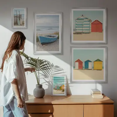 Ensemble de 5 tableaux vue sur la mer avec maisons et bateaux