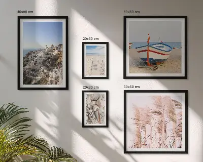 Ensemble de 5 tableaux représentant des paysages de plages et bâtiments blancs
