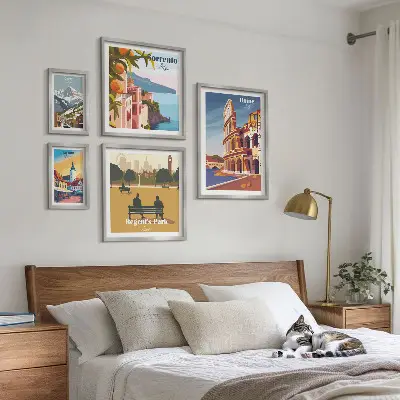 Lot de tableaux encadrés représentant des paysages de villes européennes