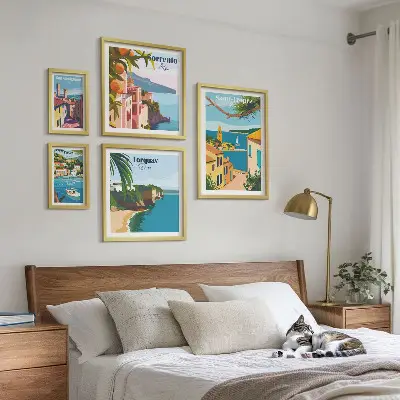 Lot de tableaux encadrés représentant des paysages de villes européennes