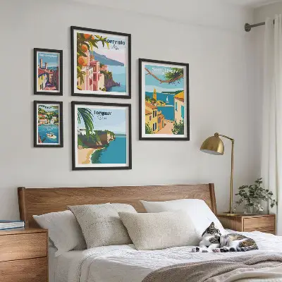 Lot de tableaux encadrés représentant des paysages de villes européennes