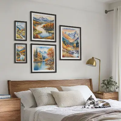 Ensemble de 5 tableaux représentant des montagnes, des rivières et des maisons en automne