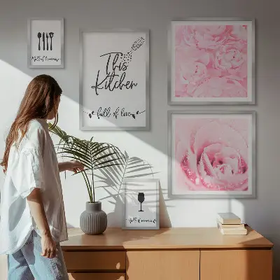 Tableau de décoration murale inspirations pour la cuisine avec motifs de roses et accessoires