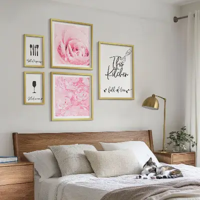 Tableau de décoration murale inspirations pour la cuisine avec motifs de roses et accessoires