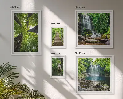 Ensemble de 5 tableaux représentant des paysages verdoyants de cascades