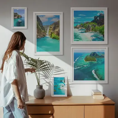 Ensemble de 5 tableaux représentant des cascades et des plages tropicales