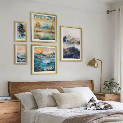 Ensemble de 5 tableaux représentant des paysages de montagne et des portraits