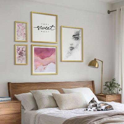 Ensemble de 5 tableaux Portraits de femmes, fleurs, pastel
