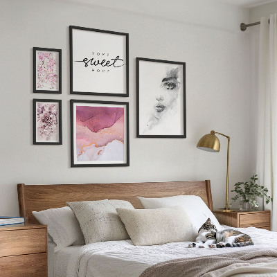 Ensemble de 5 tableaux Portraits de femmes, fleurs, pastel