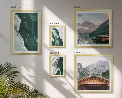 Tableau de décoration murale paysages verdoyants représentant des montagnes et de l'eau