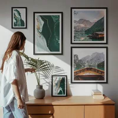 Tableau de décoration murale paysages verdoyants représentant des montagnes et de l'eau