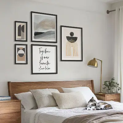 Lot de tableaux encadrés motifs de formes abstraites inspirées par la nature
