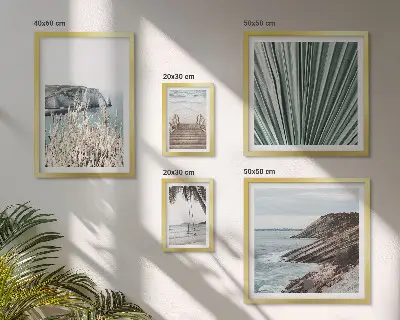 Lot de tableaux encadrés représentant des plages tropicales en bord de mer