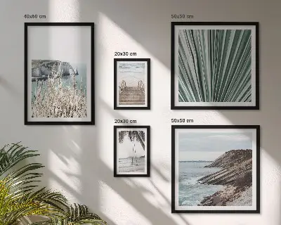 Lot de tableaux encadrés représentant des plages tropicales en bord de mer