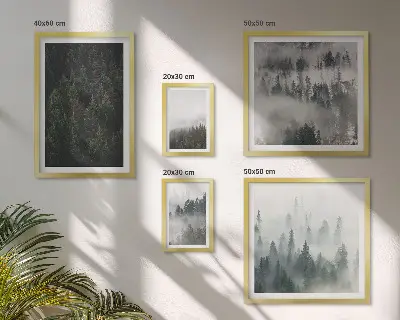 Lot de tableaux encadrés représentant des forêts verdoyantes dans des paysages brumeux