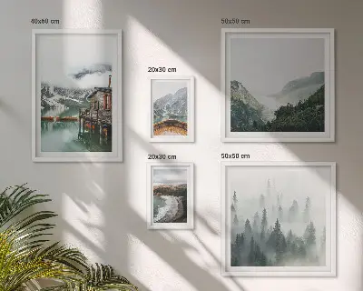 Ensemble de 5 tableaux représentant des paysages de montagne avec des maisons et de l'eau