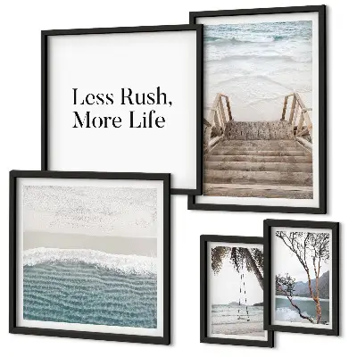 Ensemble de 5 tableaux représentant une vue calme sur la mer et la plage