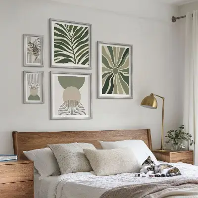 Ensemble de 5 tableaux avec des graphismes élégants sur le thème de la verdure