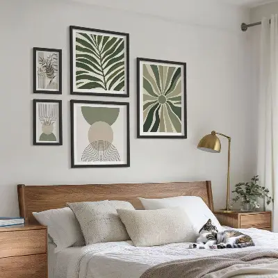 Ensemble de 5 tableaux avec des graphismes élégants sur le thème de la verdure