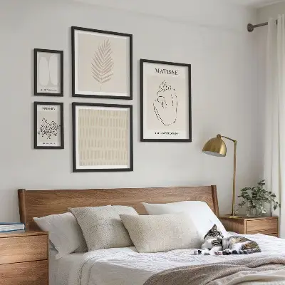 Lot de tableaux encadrés au style minimaliste