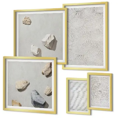 Ensemble de 5 tableaux représentant des pierres géométriques en carton