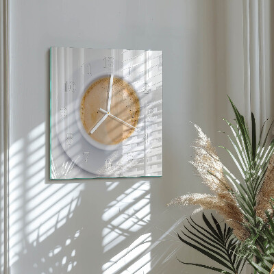 Horloge carrée en verre Une tasse de café