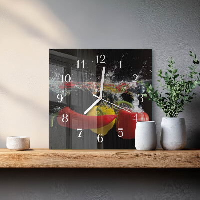 Horloge carrée en verre Poivre