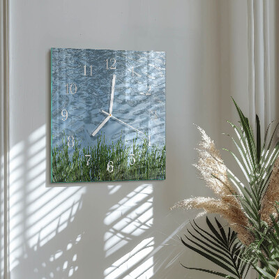 Horloge carrée en verre Eau d'herbe