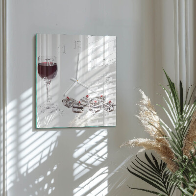 Horloge carrée en verre Un verre de vin
