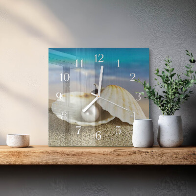 Horloge carrée en verre Perle dans une coquille