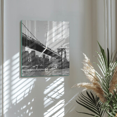 Horloge carrée en verre Pont