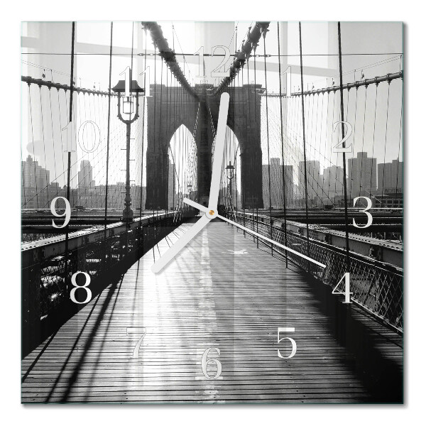 Horloge carrée en verre Pont